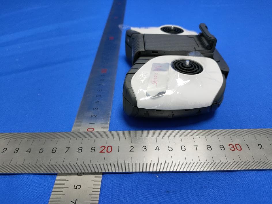 controller for unmanned aircraft system - FCC ID 2AKBMPRC30 - Powervision Tech Inc. (3)