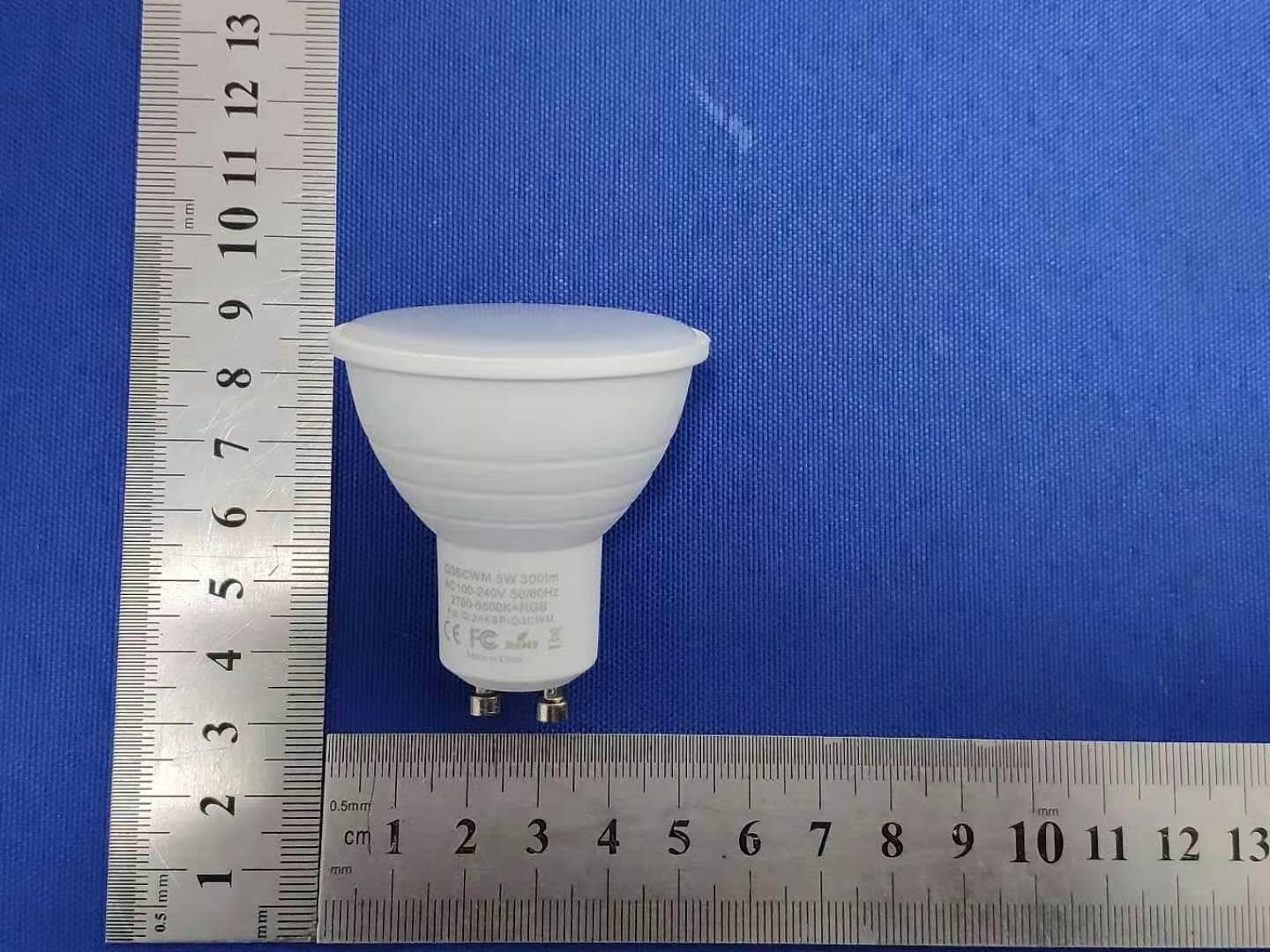 LED Smart Bulb - FCC ID 2AKBP-Q3SCWM - Shenzhen Hysiry Technology Co., Ltd.