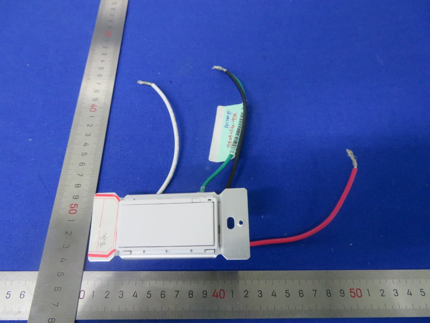 In-Wall Accessory Smart Switch - FCC ID 2AKCY-HIWACS1BLE40A - Cooper Lighting LLC