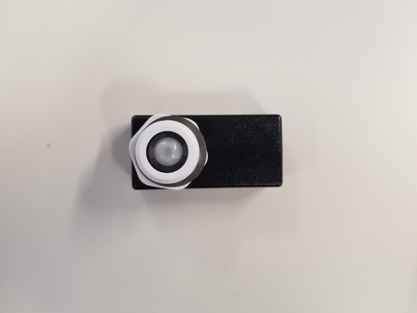 ECON Single Chip Sensor - FCC ID 2AKCY0550000716 - Cooper Lighting LLC (3)