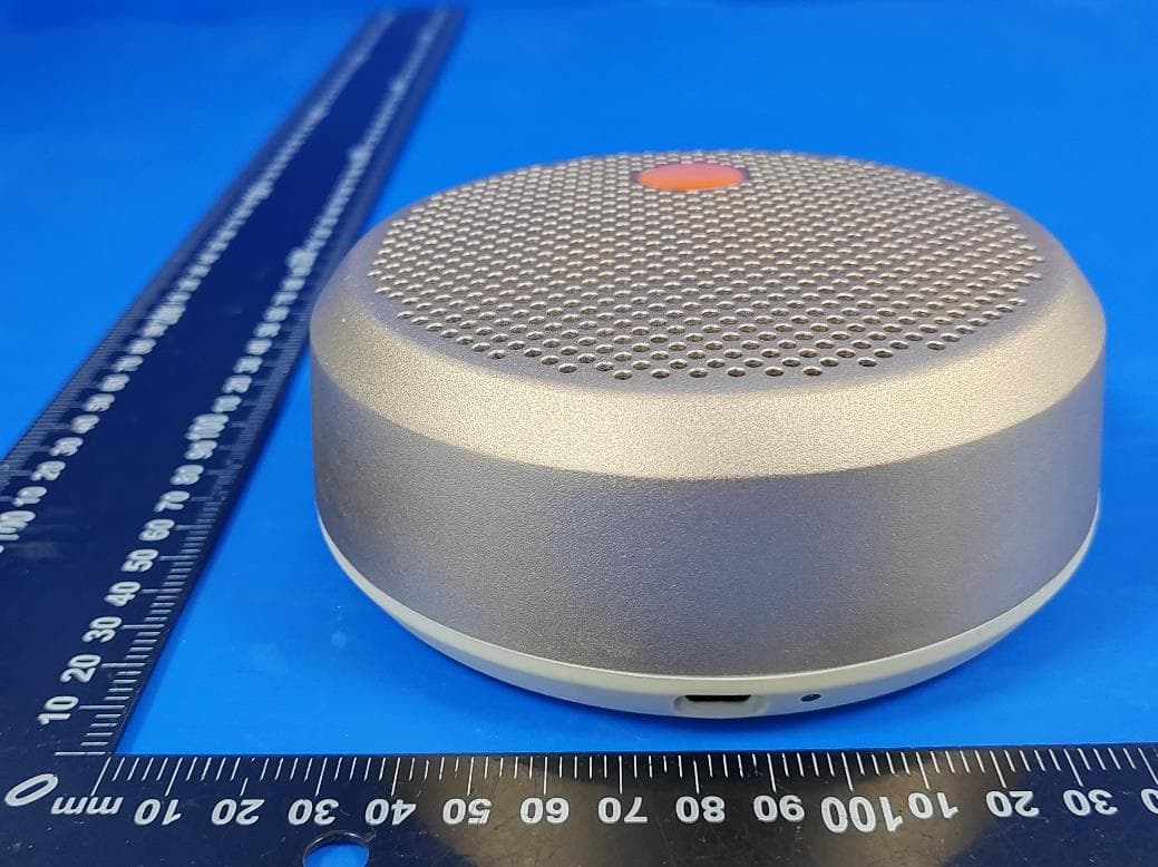 Bluetooth Speaker - FCC ID 2AKFED240 - The Art of Utility AB (4)