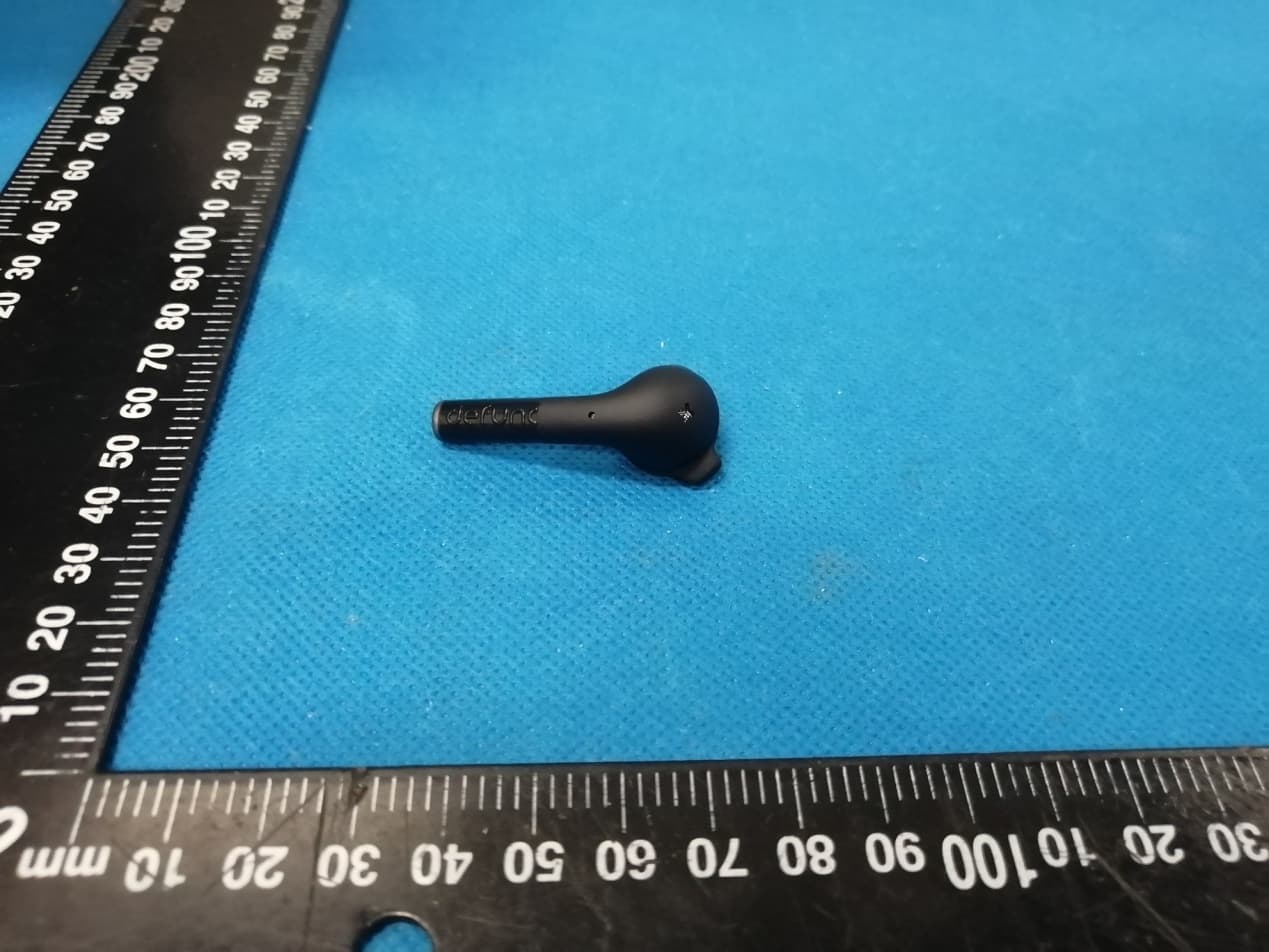 Bluetooth Headsets - FCC ID 2AKFED421 - The Art of Utility AB (5)