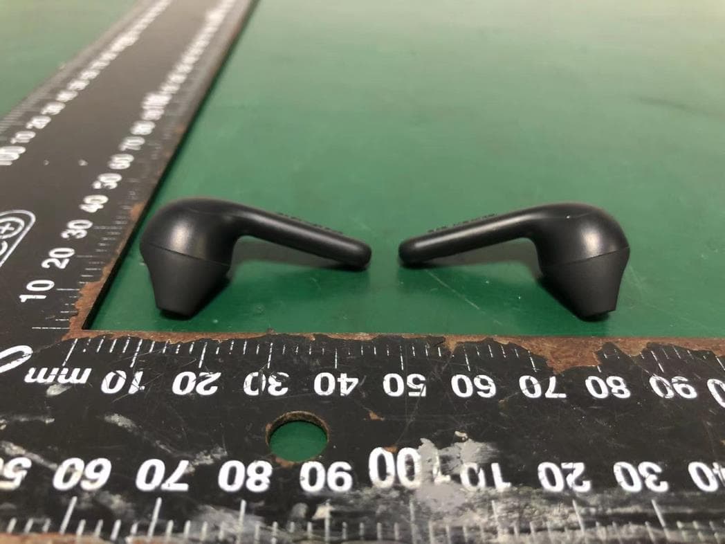 Bluetooth Headset - FCC ID 2AKFED42B - The Art of Utility AB (5)