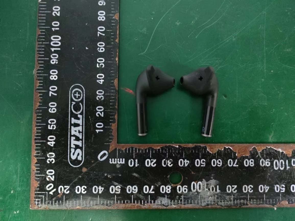 Bluetooth Headset - FCC ID 2AKFED42N - The Art of Utility AB