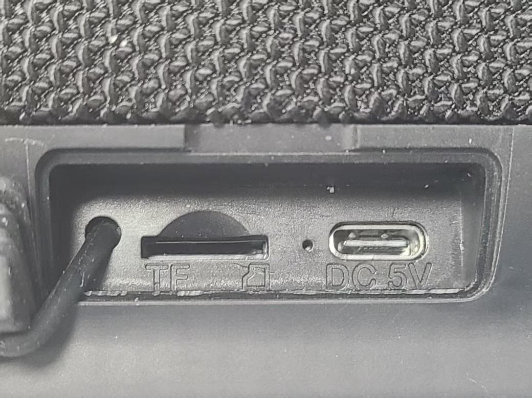 Bluetooth Speaker - FCC ID 2AKFED501 - The Art of Utility AB (5)