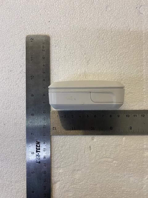Low energy device used for asset tracking. - FCC ID 2AKFQ-RB300 - Cognosos, Inc. (5)