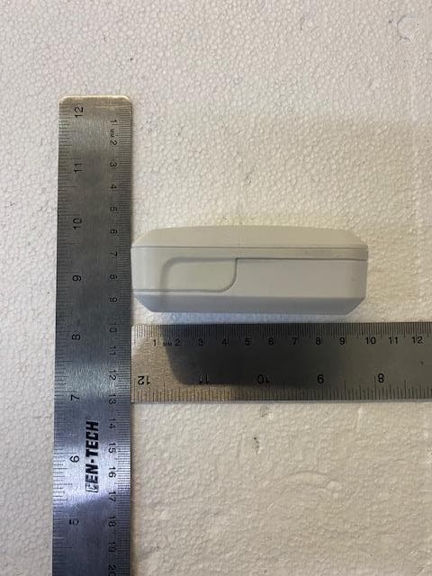 Low energy device used for asset tracking. - FCC ID 2AKFQ-RB300 - Cognosos, Inc. (3)