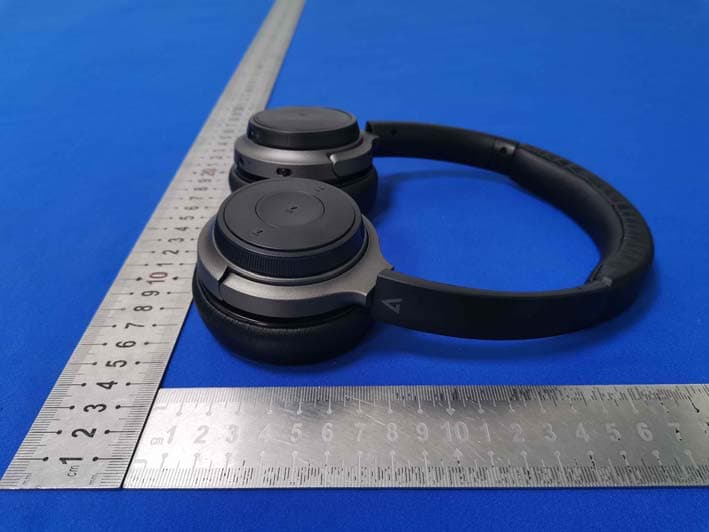 Bluetooth Headset - FCC ID 2AKI8-19BF18 - TOPWAY EM ENTERPRISE LTD. (3)