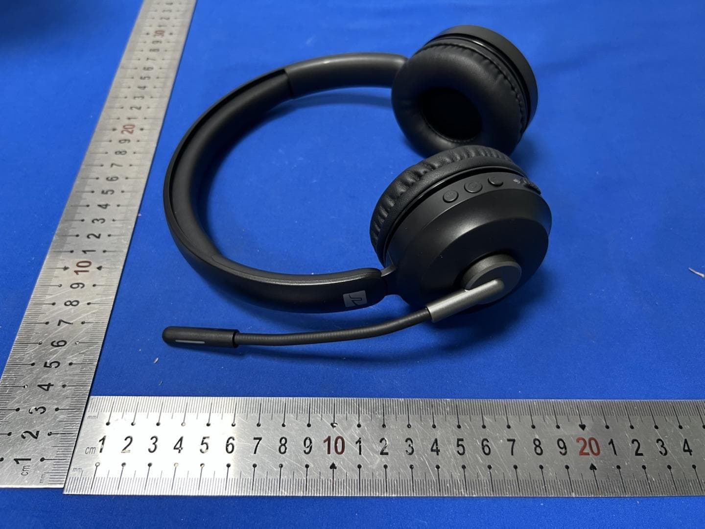 WIRELESS HEADSET - FCC ID 2AKI8-TP-BF03 - TOPWAY EM ENTERPRISE LTD. (3)