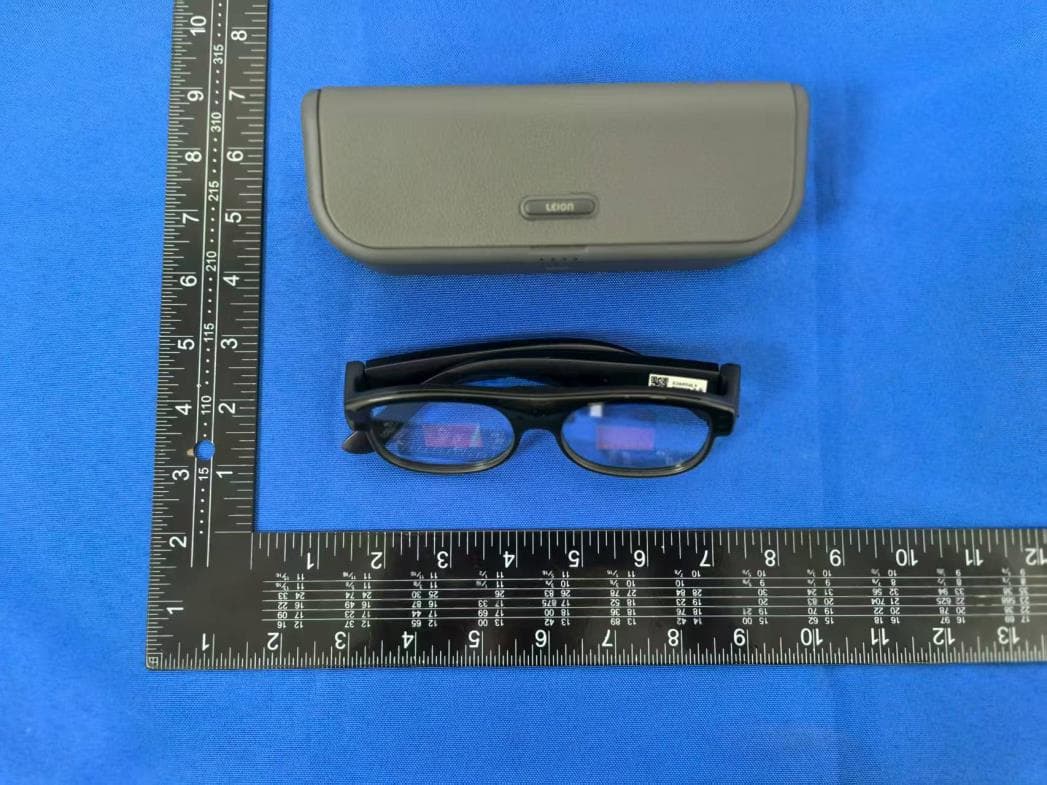 LEION HEY2 AR Glasses - FCC ID 2AKLNG36A0 - Beijing LLVision Technology Co., Ltd. (5)