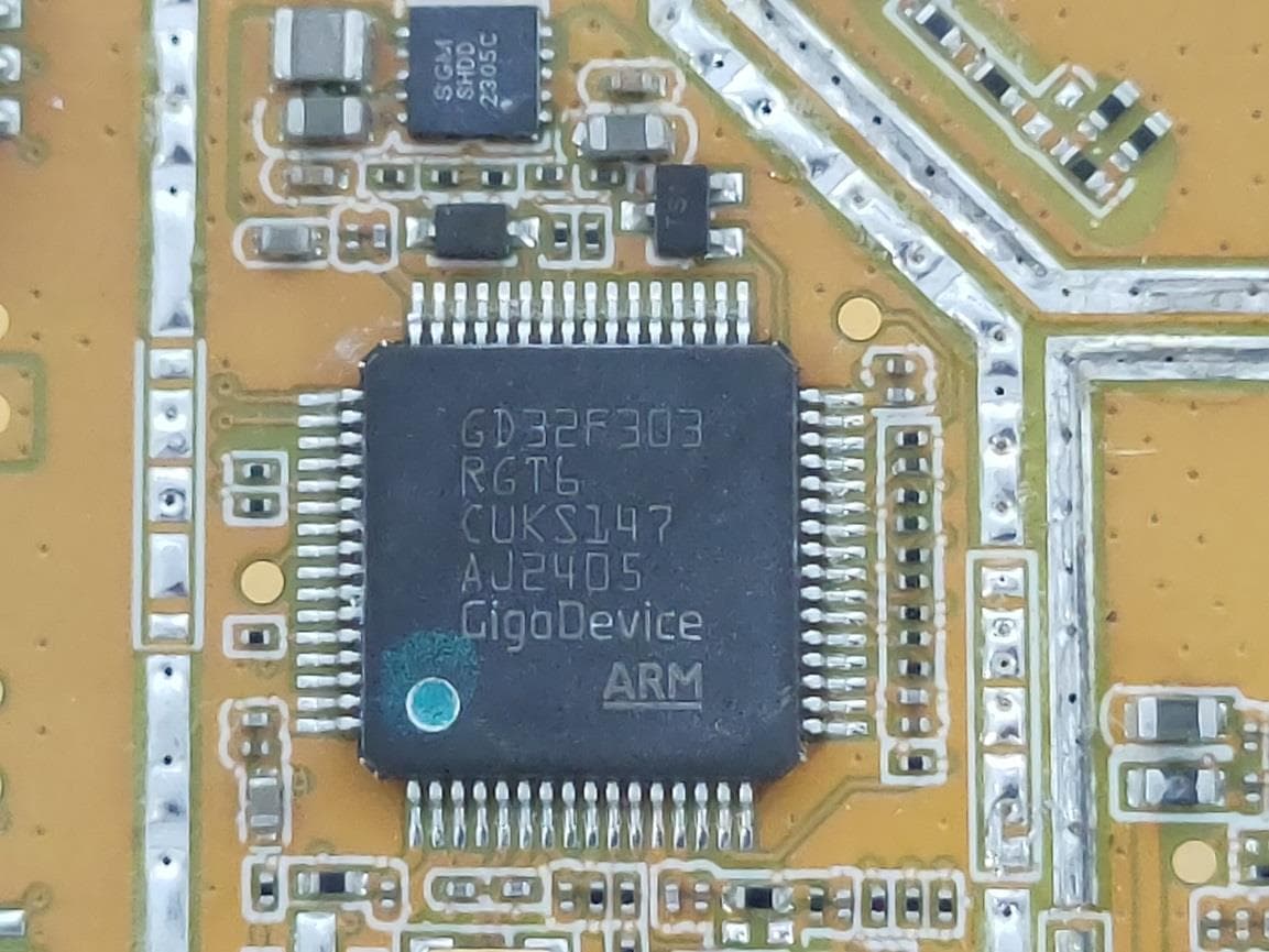 8-port UHF RFID Module - FCC ID 2AKQD-M-703 - Shenzhen RodinBell Technology Co., Ltd. (5)