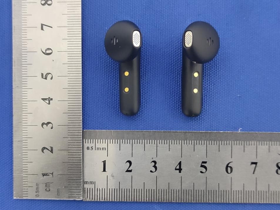 Wireless bluetooth earphone - FCC ID 2AKR3-USWORD - Shenzhen XinZhengYu technology Co.,ltd