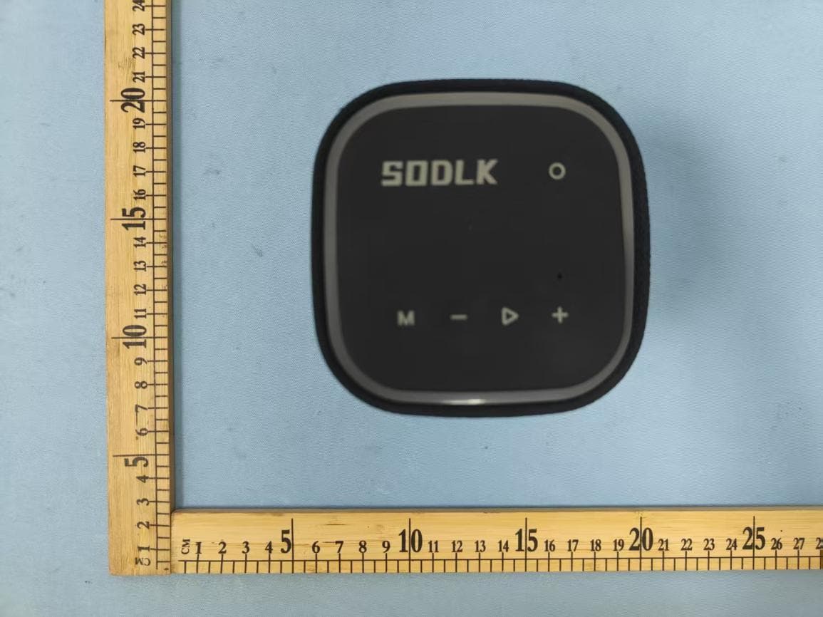 Portable Speaker - FCC ID 2AKRC-TX10 - Shenzhen hutianmei Technology Co.,Ltd