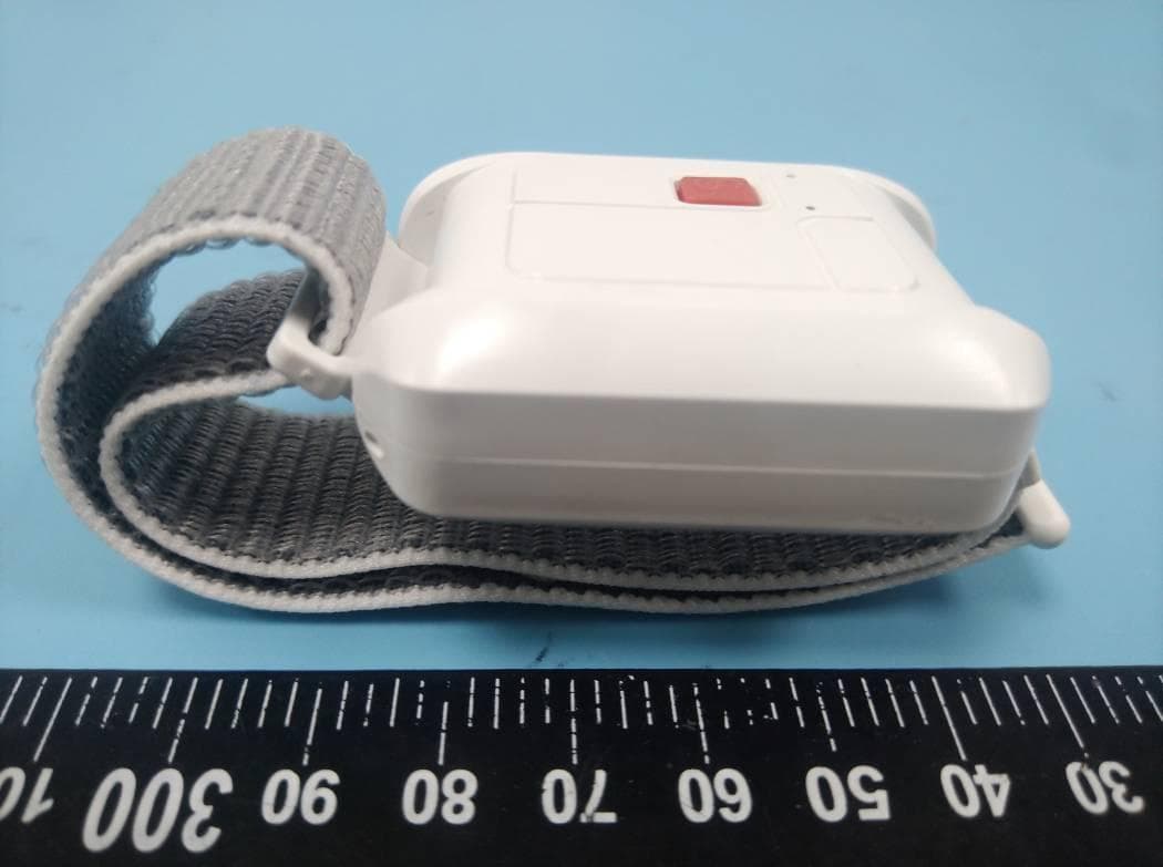 UWB Tag - FCC ID 2AKVA-UT206 - Woxu Wireless Co.,Ltd. (2)