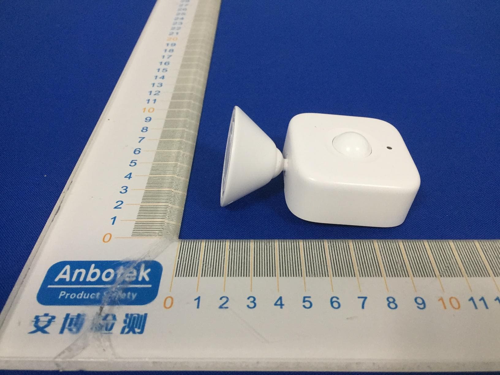 SwitchBot Motion Sensor - FCC ID 2AKXB-W1101500 - Woan Technology (Shenzhen) Co., Ltd. (4)