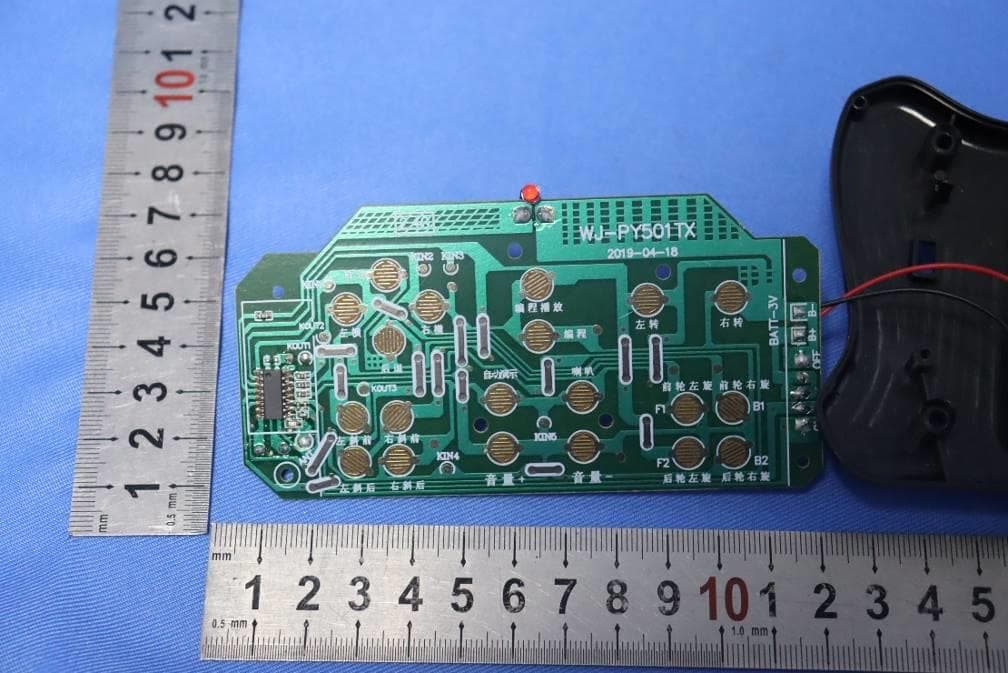 REMOTE CONTROL CAR SERIES - FCC ID 2AL2ZZG-C1605 - ShanTou Zegan Plastic Toys Co.,Ltd. (4)