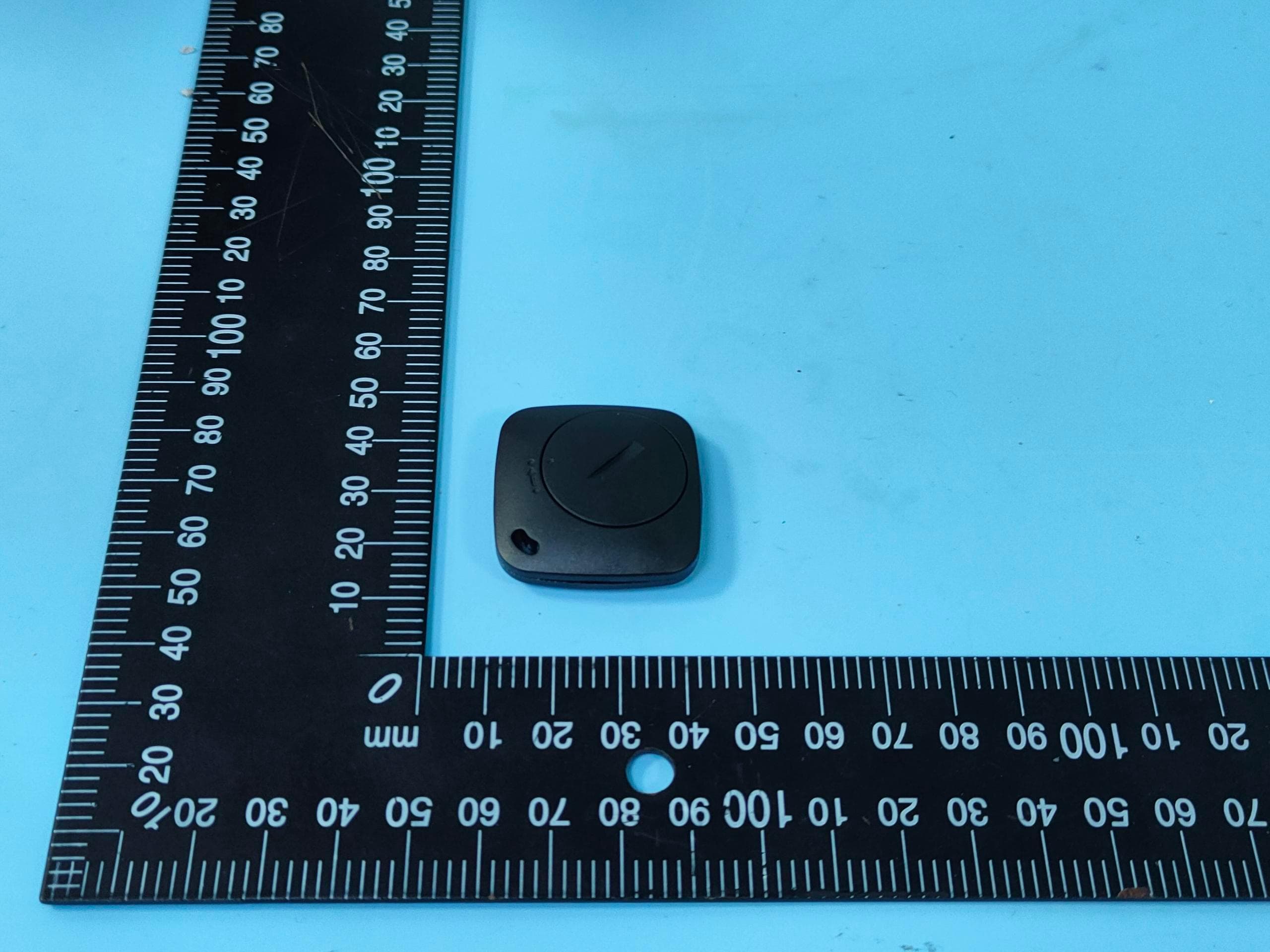 Find My Locator - FCC ID 2AL3B-AIYATO-L1 - ShenZhen Doctors of Intelligence & Technology Co.,Ltd. (4)