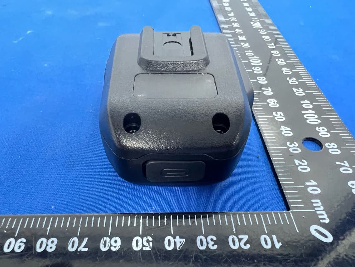 Wireless Speaker Microphone - FCC ID 2AL6T-WM500 - Quanzhou KST Electronics Co., Limited (5)