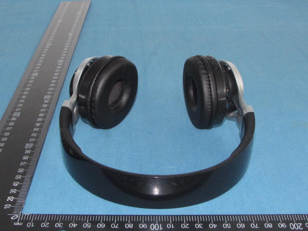 Bluetooth Headphones - FCC ID 2AL9B-BB1999 - SHENZHEN SHENGLAI TECHNOLOGY CO.,LIMITED (3)