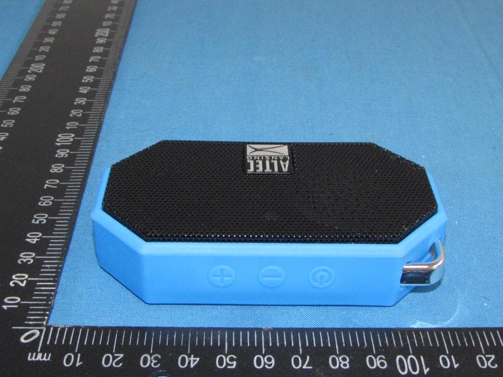 Bluetooth Speaker - FCC ID 2AL9B-IMW258N - SHENZHEN SHENGLAI TECHNOLOGY CO.,LIMITED (4)