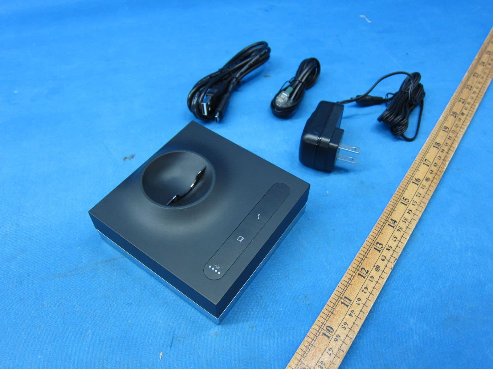 DECT 6.0 Cordless telephone - Base Unit - FCC ID 2ALB3LH570BS - IPN Headsets