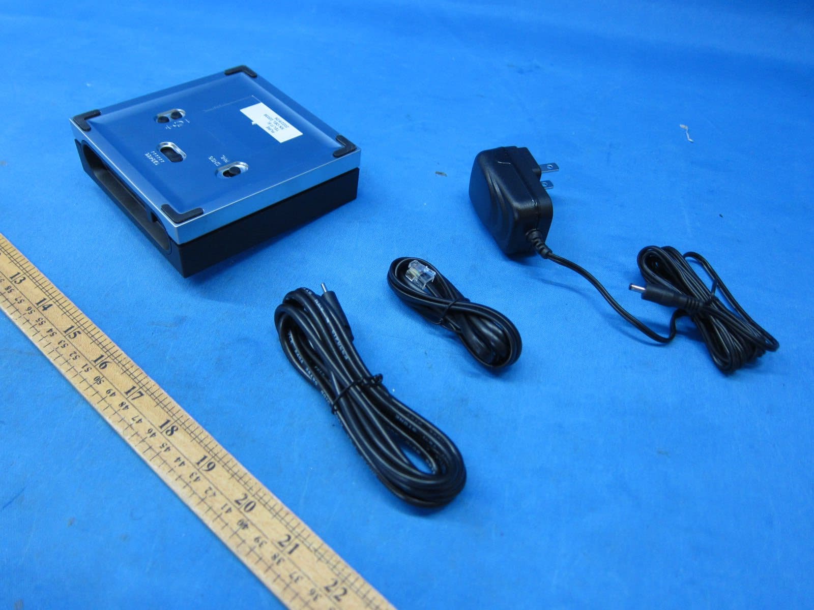 DECT 6.0 Cordless telephone - Base Unit - FCC ID 2ALB3LH570BS - IPN Headsets (2)