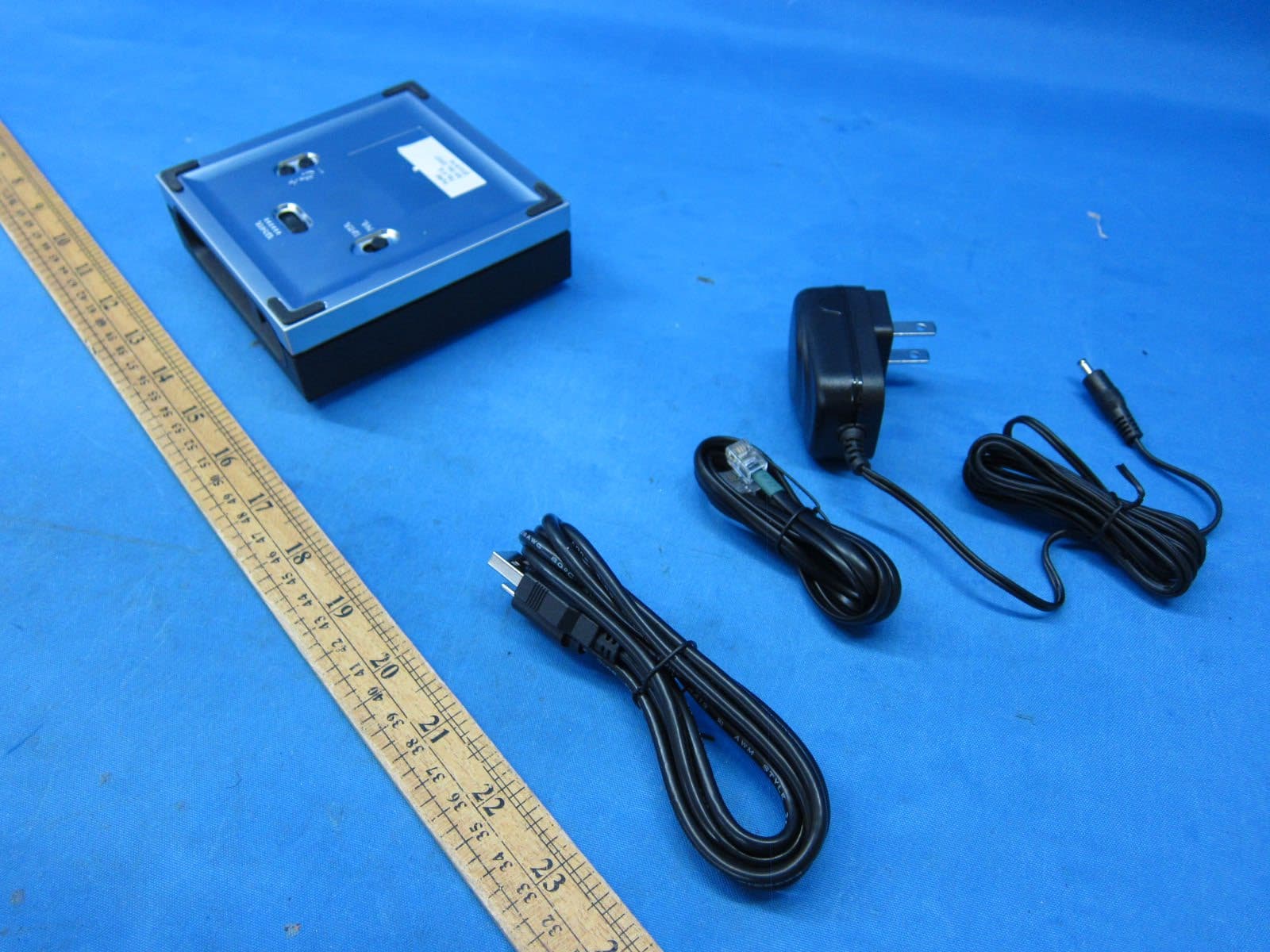 DECT 6.0 Headsets System - Base(BT) Unit - FCC ID 2ALB3LH670BS - IPN Headsets