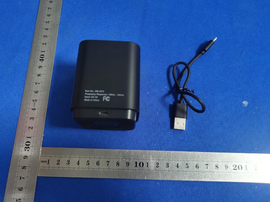 Light up Bluetooth speaker - FCC ID 2ALCF-XO9561 - Dongguan Xing Yue Electronic co., Ltd (2)