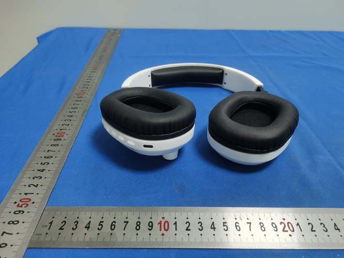 Dual Mode Wireless Headset with Gaming MIC - FCC ID 2ALCF-XYEB051-1 - Dongguan Xing Yue Electronic co., Ltd (4)