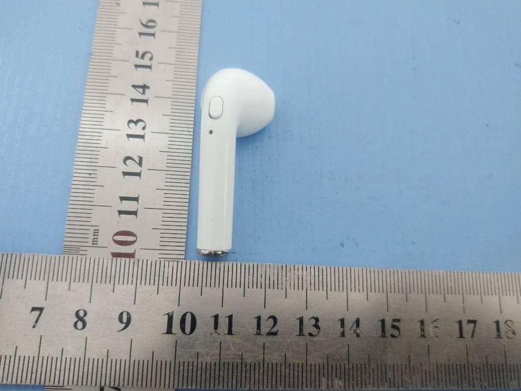 TWS earbuds - FCC ID 2ALCFXO-9568-3 - Dongguan Xing Yue Electronic co., Ltd