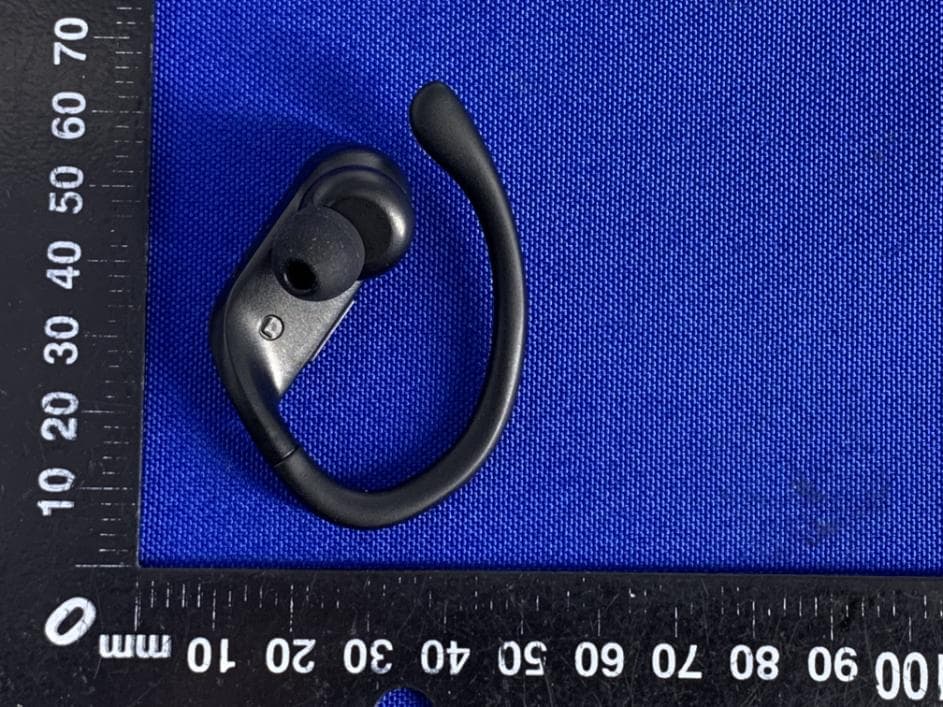 tws sport earphones - FCC ID 2ALCFXO-9899 - Dongguan Xing Yue Electronic co., Ltd