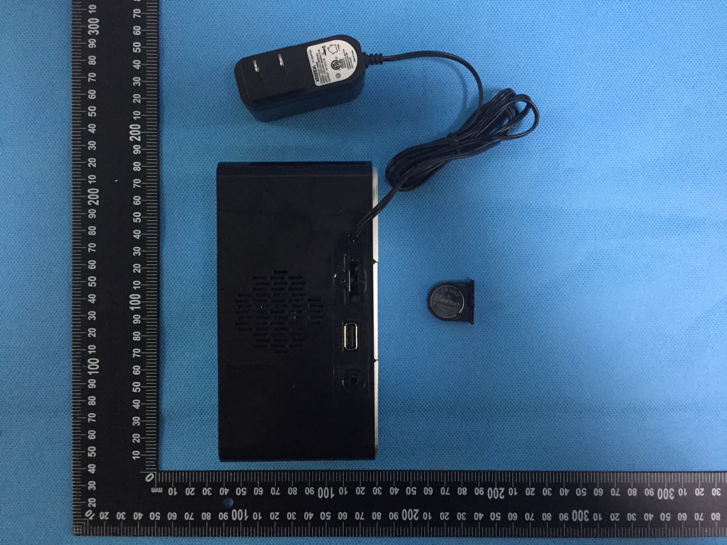 Alarm Clock Radio with Bluetooth - FCC ID 2ALCVER100301 - Emerson Radio Corp. (3)