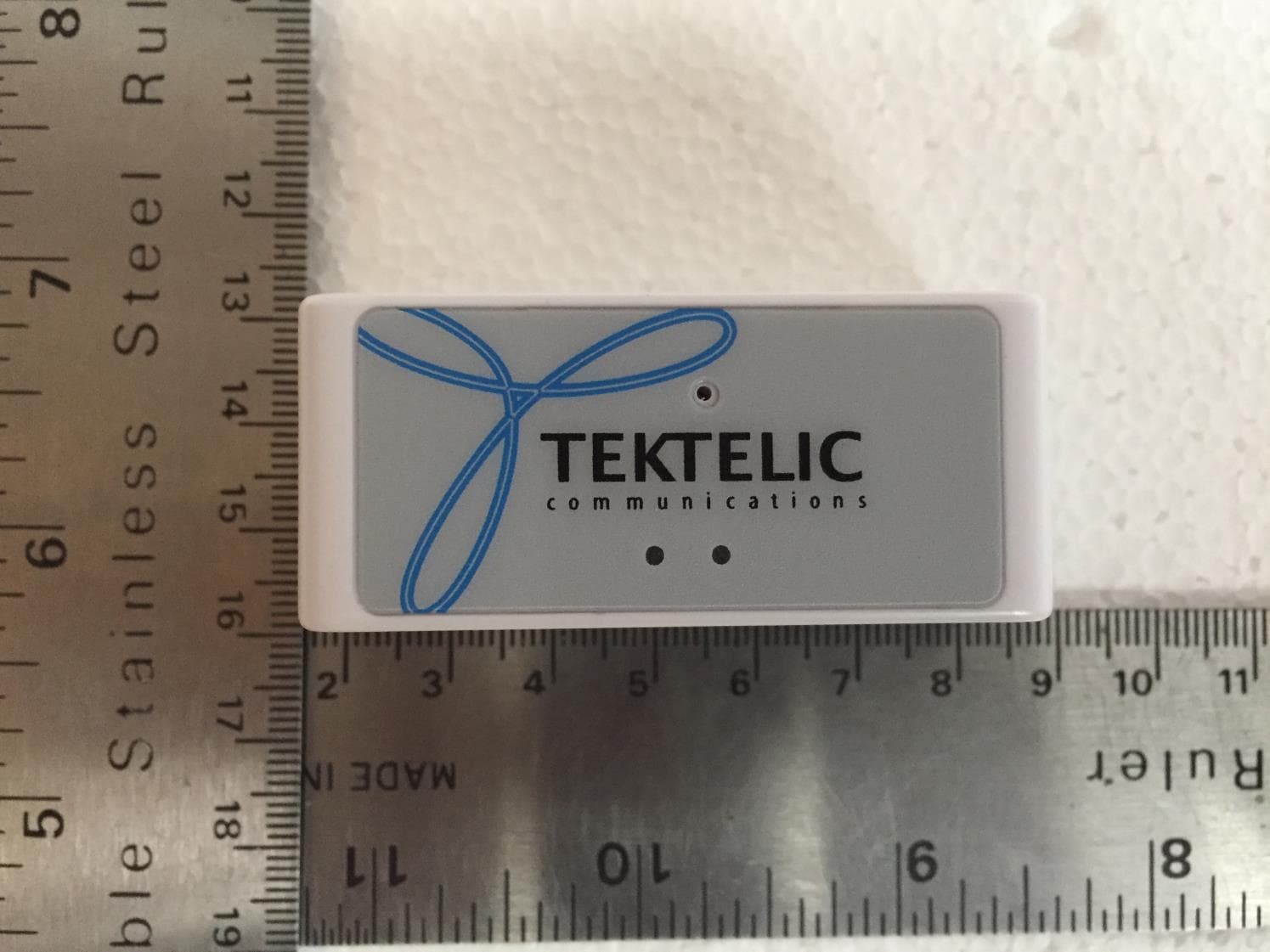 LoRaWAN IoT BLE Tracker for indoor use - FCC ID 2ALEPT0005946 - TEKTELIC Communications Incorporated (2)