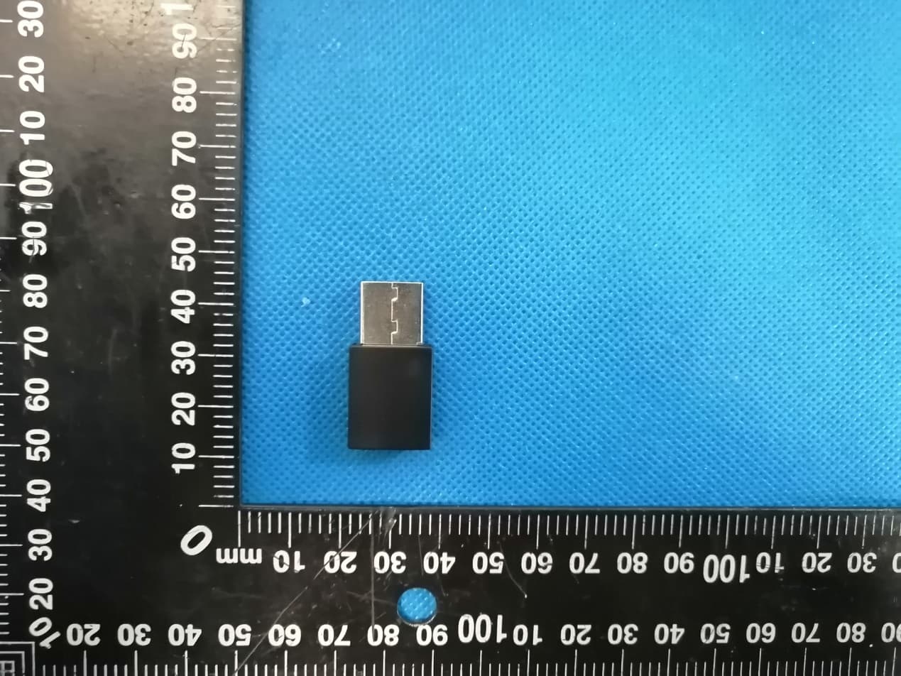 nRF52840 USB dongle - FCC ID 2ALGY-17120-USB - Shenzhen holyiot technology Co.,LTD (2)