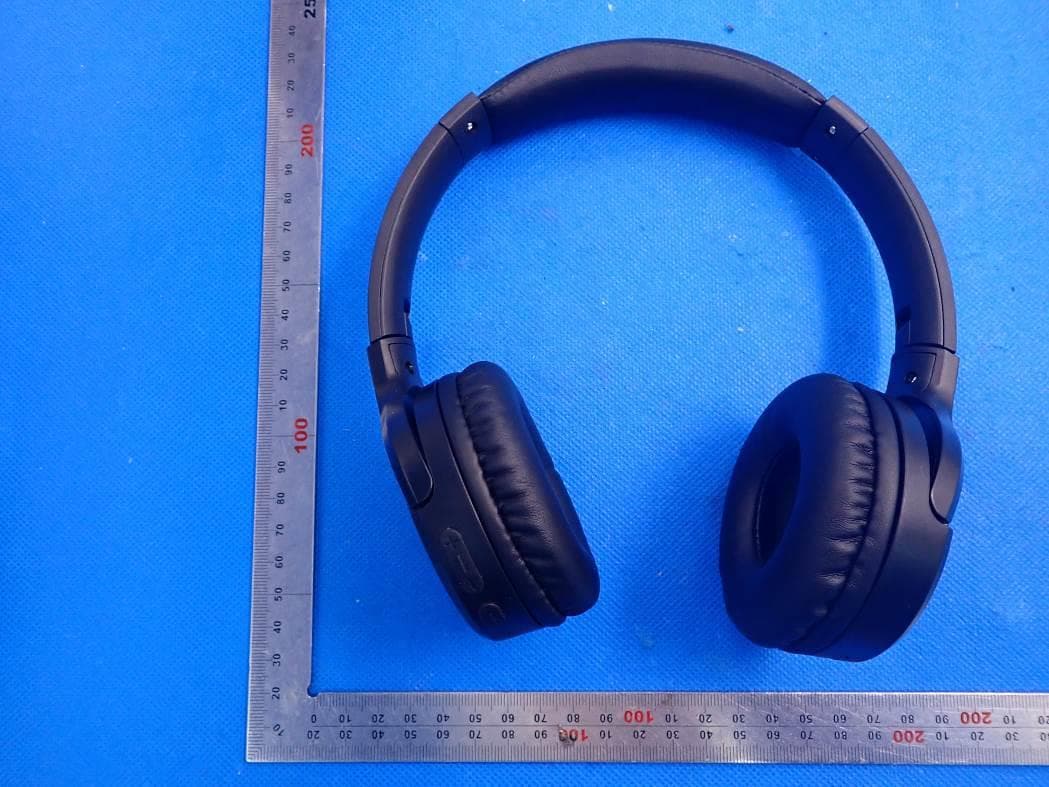 Bluetooth headphones - FCC ID 2ALHZBT-1700 - KO-STAR DEVELOPMENT CO.,LTD (3)