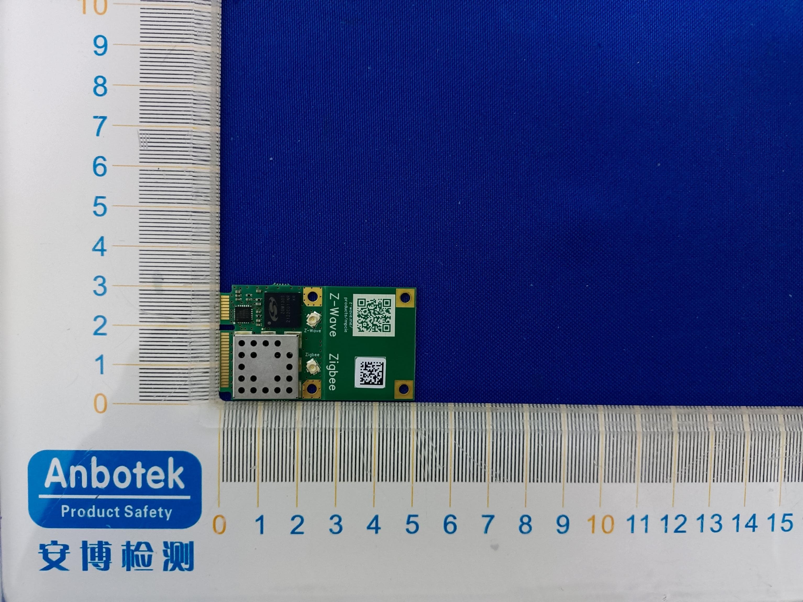 Z-Wave.Me mPCIe adaptor Z-Wave & Zigbee/Thread mPCIe extension board - FCC ID 2ALIB-ZMEMPCIEZWZB - Smart Systems Distribution Sarl