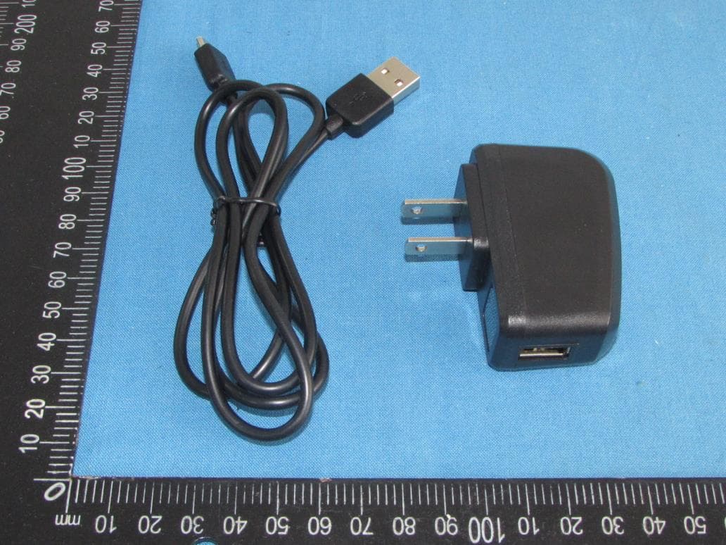 Mobile phone - FCC ID 2ALJJP40 - PCD, LLC