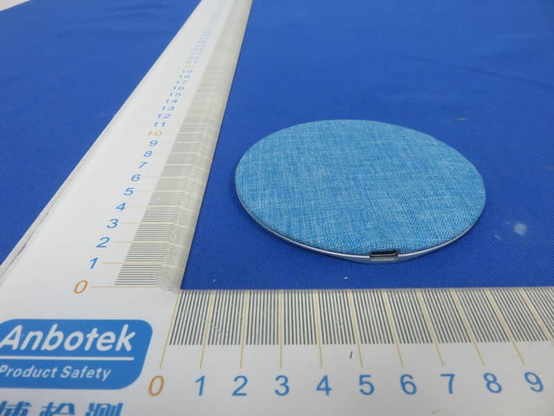 Fabric Wireless Charger - FCC ID 2ALKR-HE190027 - Winplus Australasia pty ltd (4)