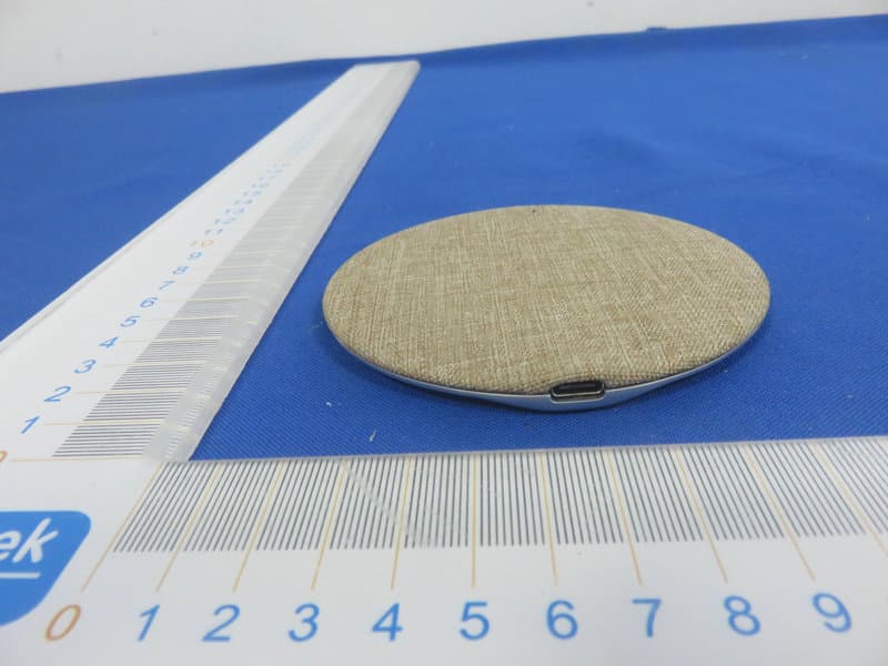 Fabric Wireless Charger - FCC ID 2ALKR-HE190027Q - Winplus Australasia pty ltd (4)