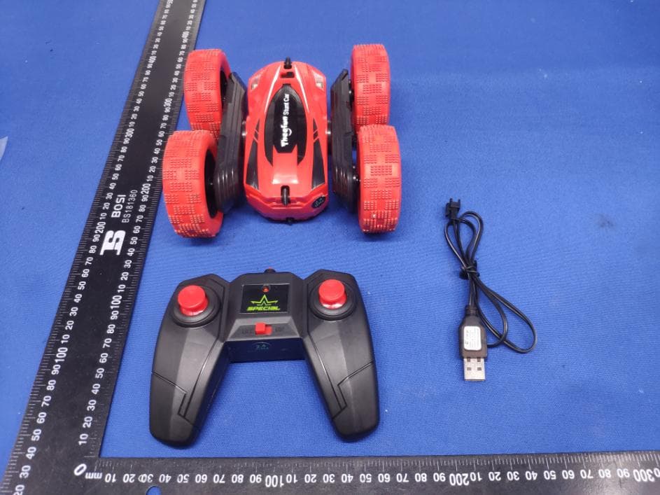 R/C STUNT CAR - FCC ID 2ALNA-1165A - Shenzhen Thousandshores Technology Co., Ltd. (2)