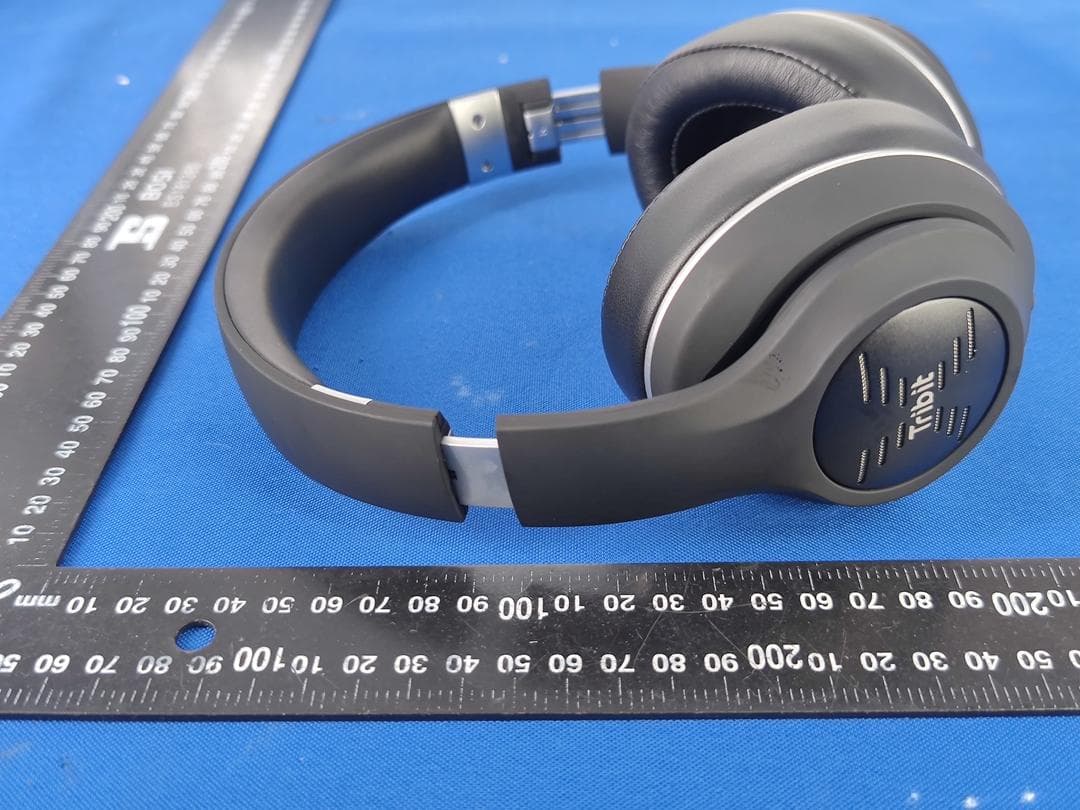 Wireless Headphones - FCC ID 2ALNA-BTH70 - Shenzhen Thousandshores Technology Co., Ltd. (4)