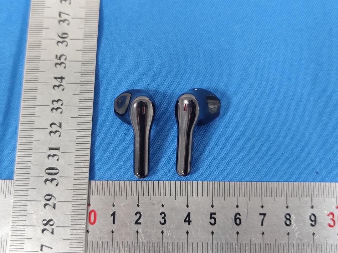 True Wireless Earbuds - FCC ID 2ALNA-BTH96 - Shenzhen Thousandshores Technology Co., Ltd. (3)