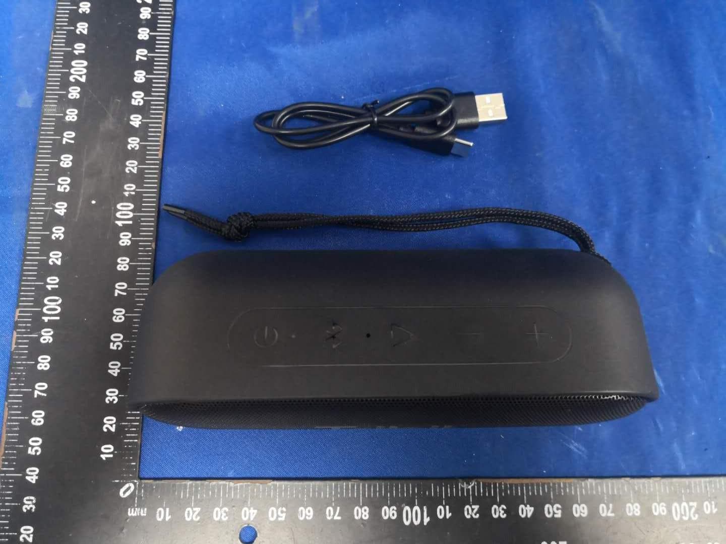 Portable Wireless Speaker - FCC ID 2ALNA-TSBTS20 - Shenzhen Thousandshores Technology Co., Ltd. (2)