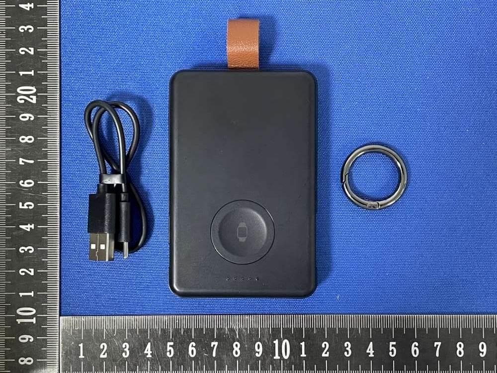 5K Type C & Lightning Portable Power Bank Keychain - FCC ID 2ALQR-AWPB5K - NLU Products, LLC dba BGZ brands (2)