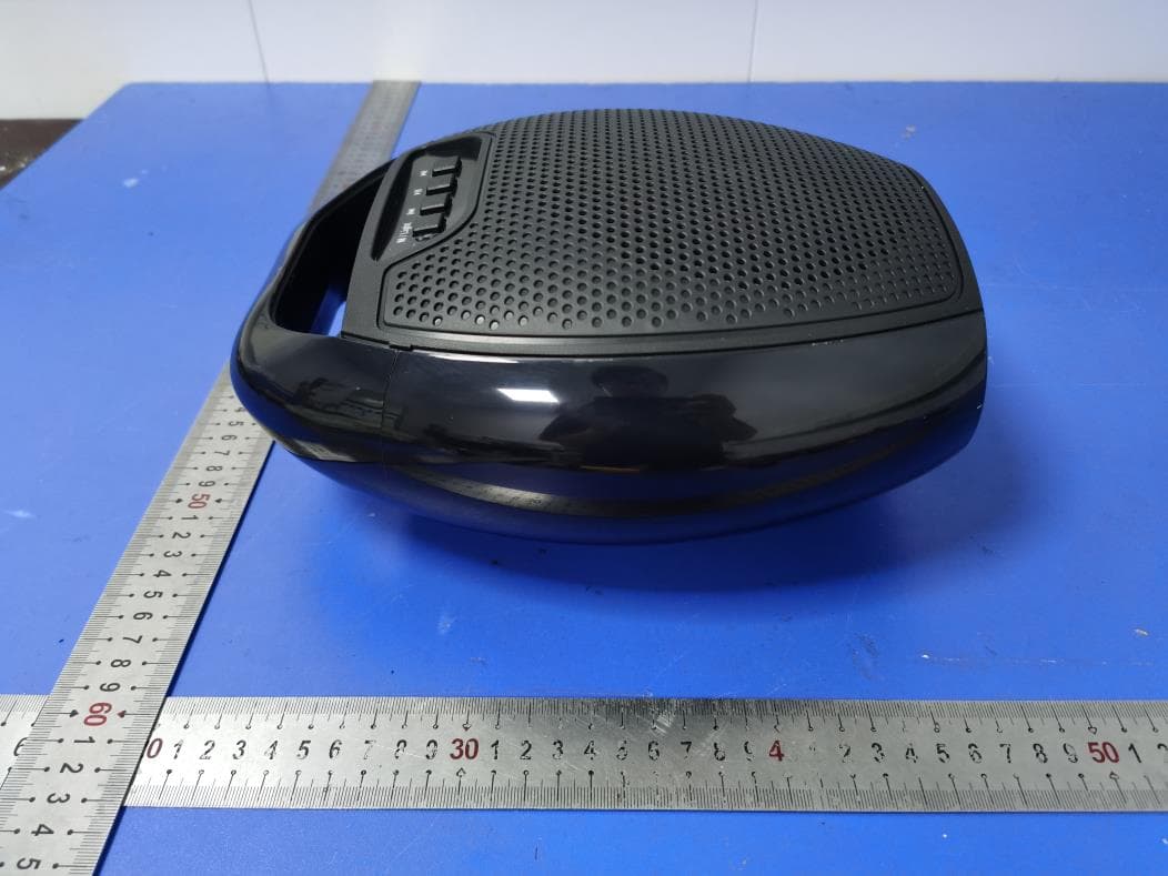 Bluetooth Speaker - FCC ID 2ALS7ESS-209 - Dongguan City MeiZhiZun Electronics Technology Co.,Ltd (2)