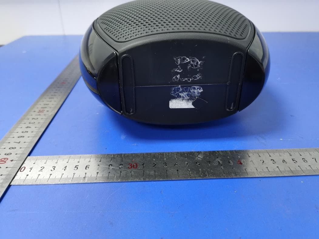 Bluetooth Speaker - FCC ID 2ALS7ESS-209 - Dongguan City MeiZhiZun Electronics Technology Co.,Ltd (4)