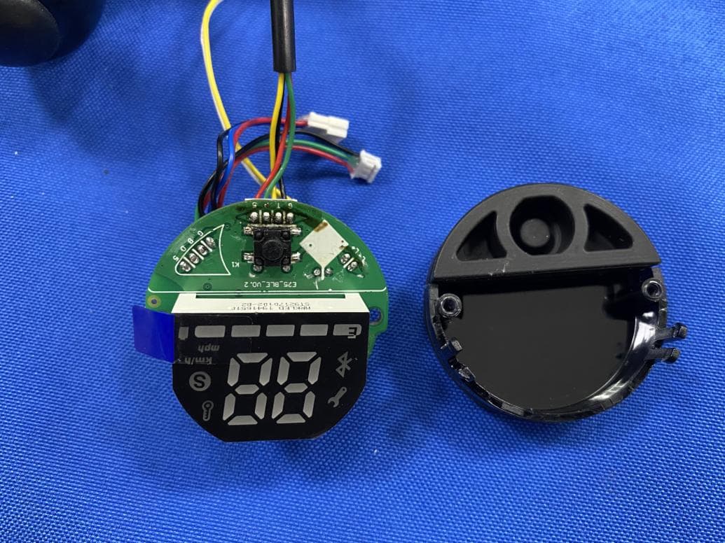 Ninebot KickScooter - FCC ID 2ALS8-KS0003 - Ninebot (Changzhou) Tech Co., Ltd. (2)