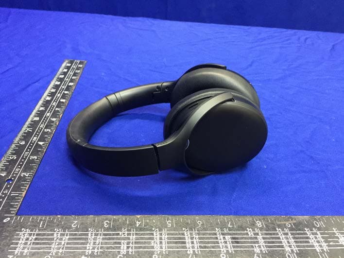 WIRELESS HEADPHONES - FCC ID 2ALVKHA-S100N - Cosonic Intelligent Technologies Co.,Ltd. (4)