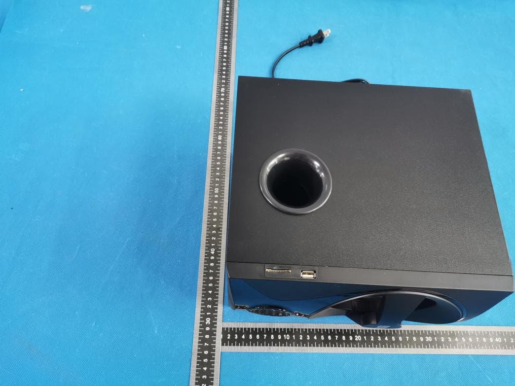5.1 BLUETOOTH MULTIMEDIA SPEAKER SYSTE - FCC ID 2ALZL-F3800XA - Goldwood Sound, Inc. (3)