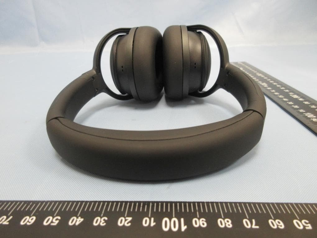 Bluetooth Headset - FCC ID 2AM5A-ATLAS - Sonos Scotland Ltd. (4)